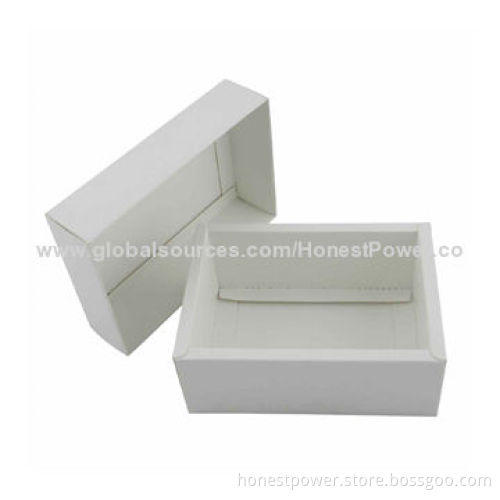 Folding Boxes, Made of White Card Paper, Customized Designs and Sizes Accepted